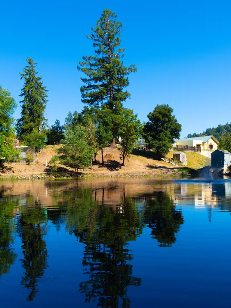 Green Mountain Retreat lake